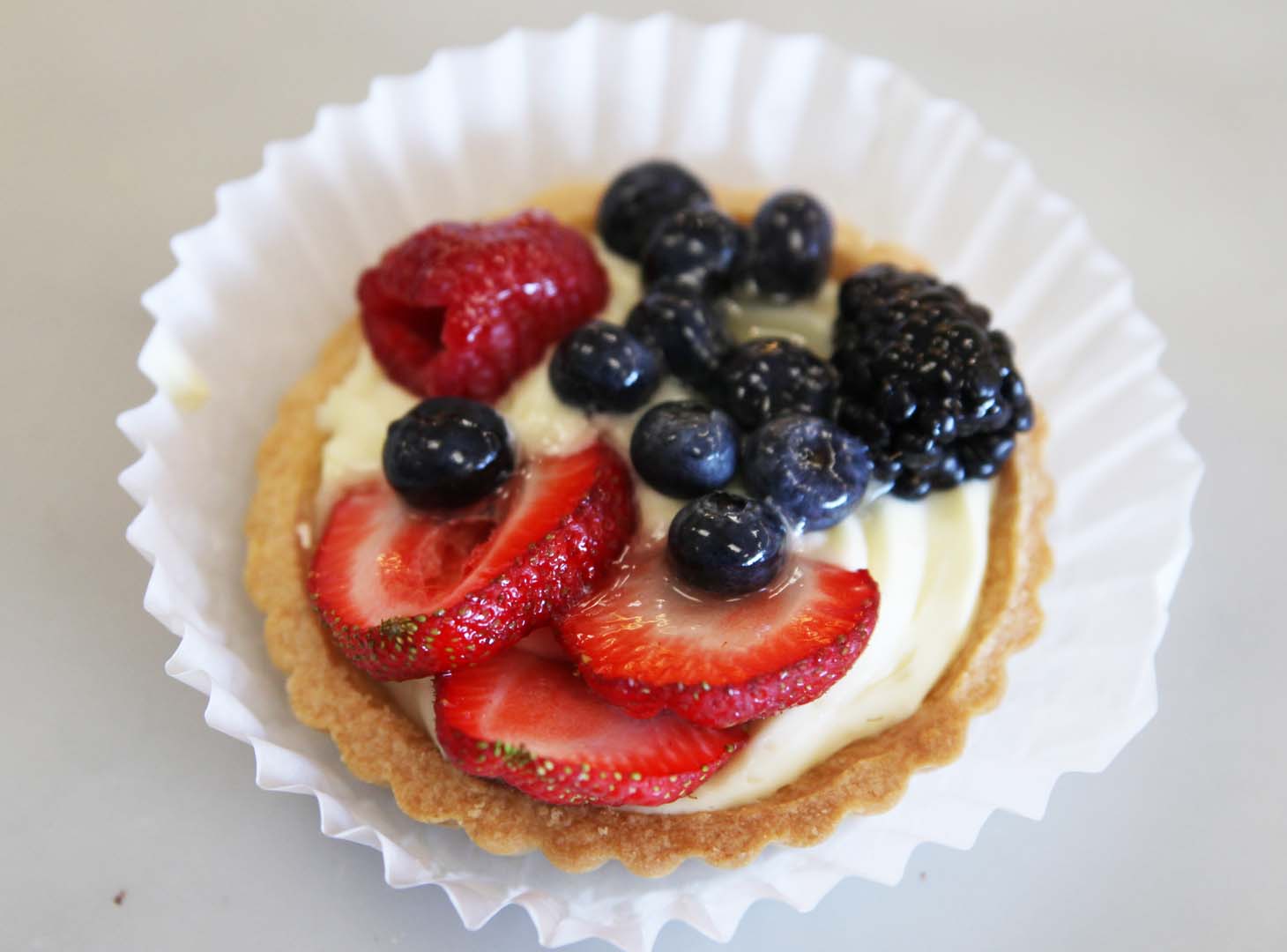 Large fruit Tart